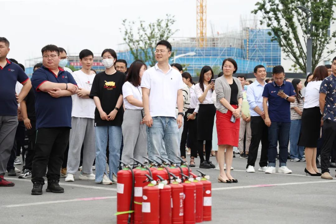 人人讲安全 个个会应急 | 九游会J9开展消防演习活动